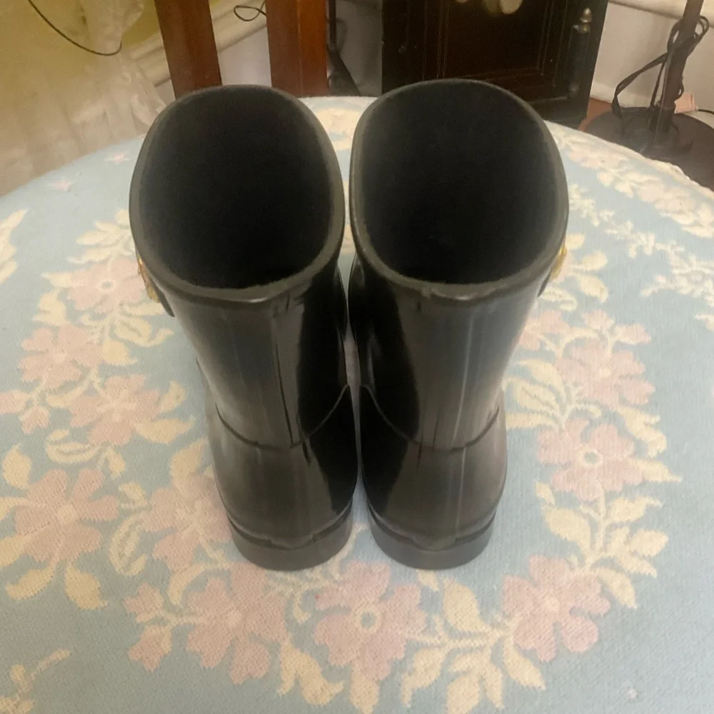 *Michael Kors* Sz 10 Black Logo Short Rain Boots
